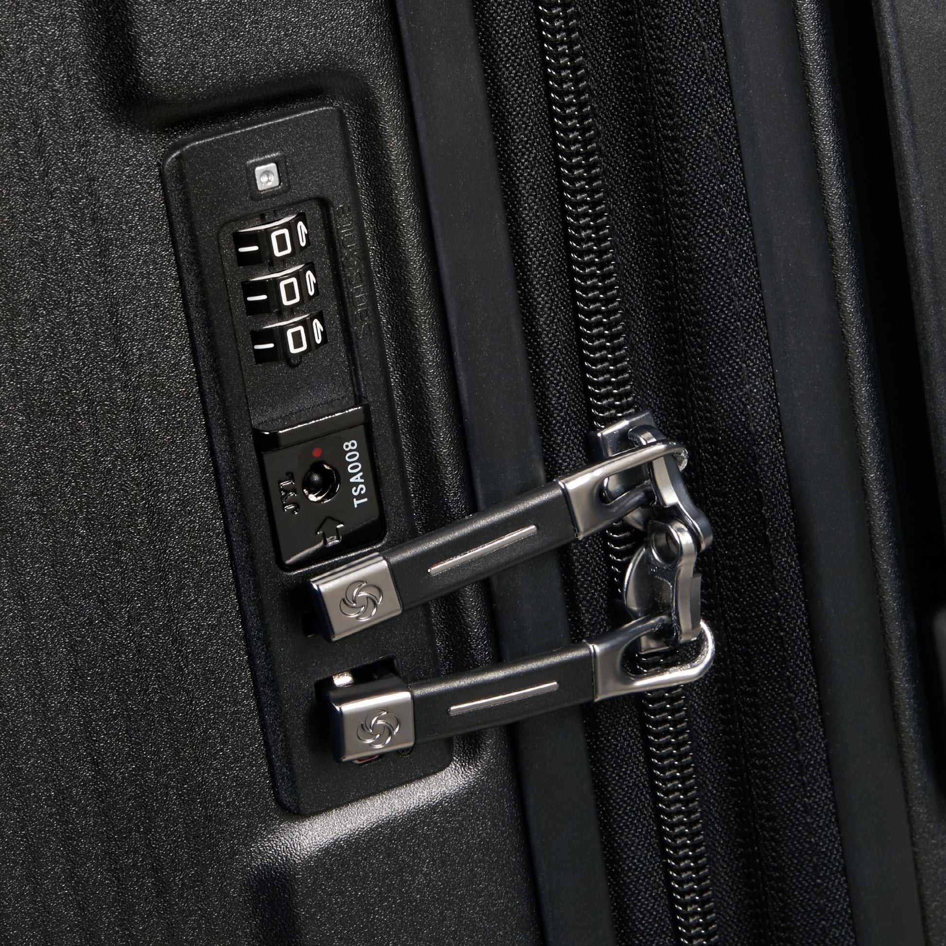 Samsonite Nuon Large 8