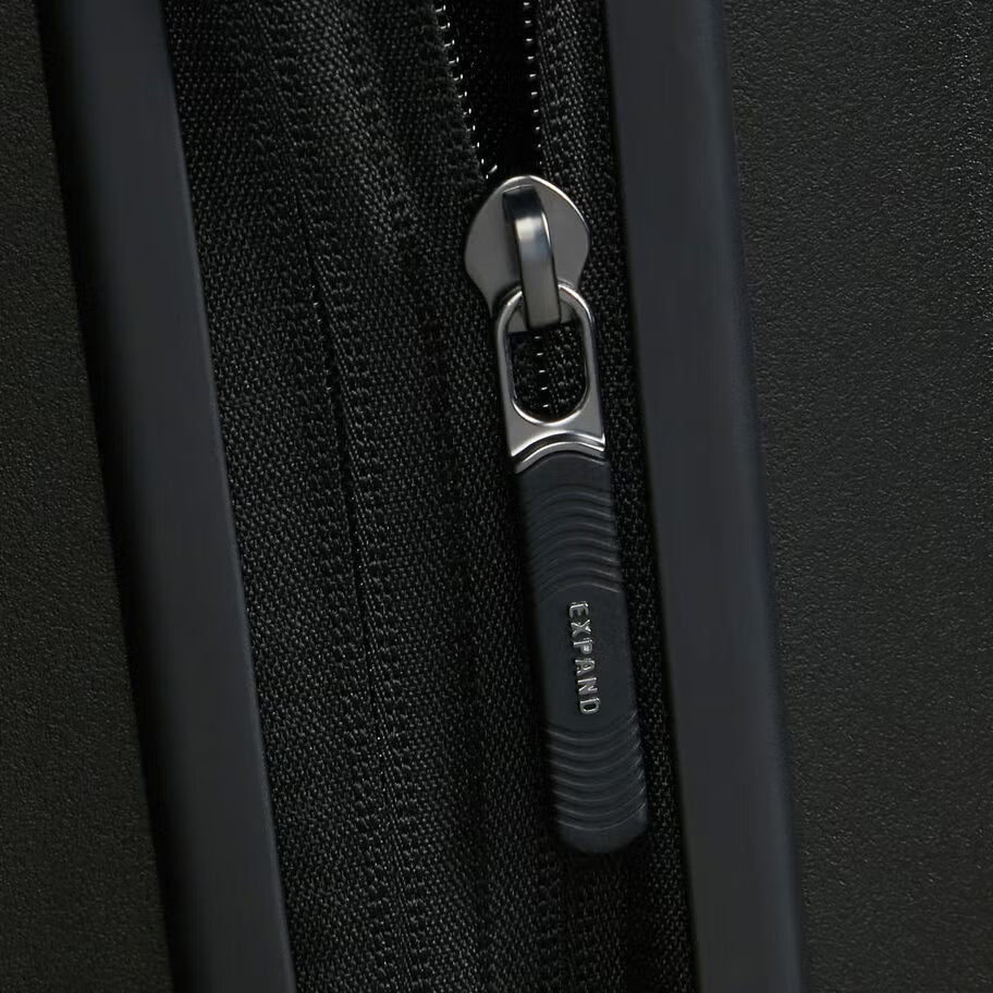 Samsonite Restackd Medium 11