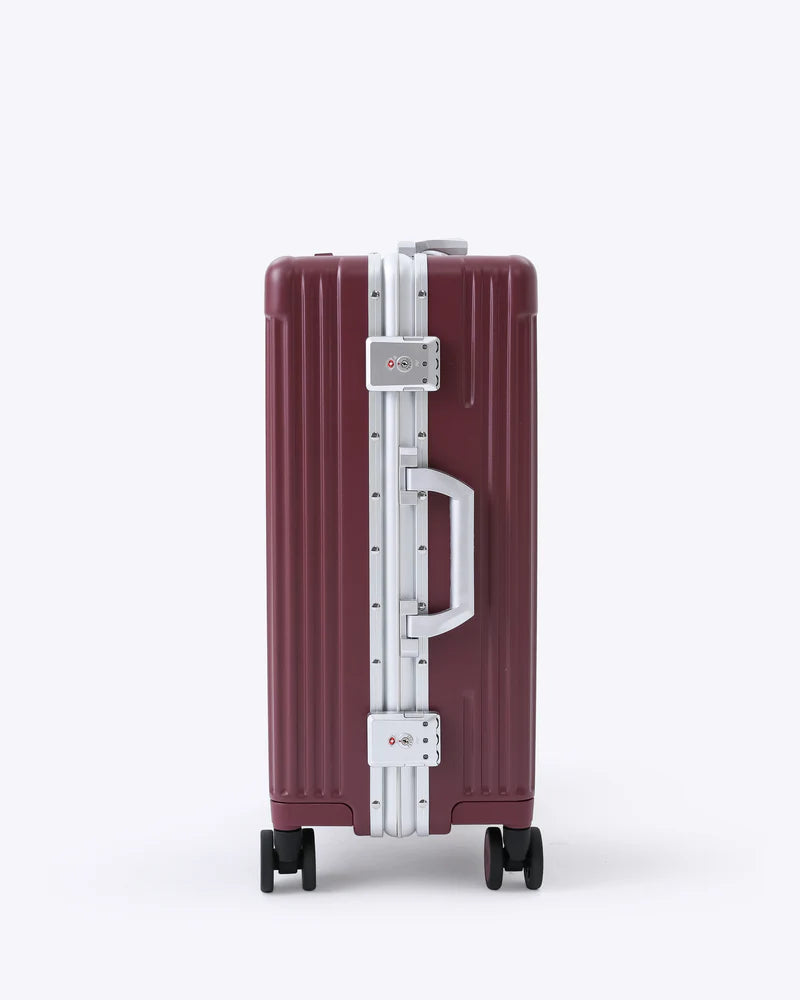 NOBL All-in-One Carry-on 139
