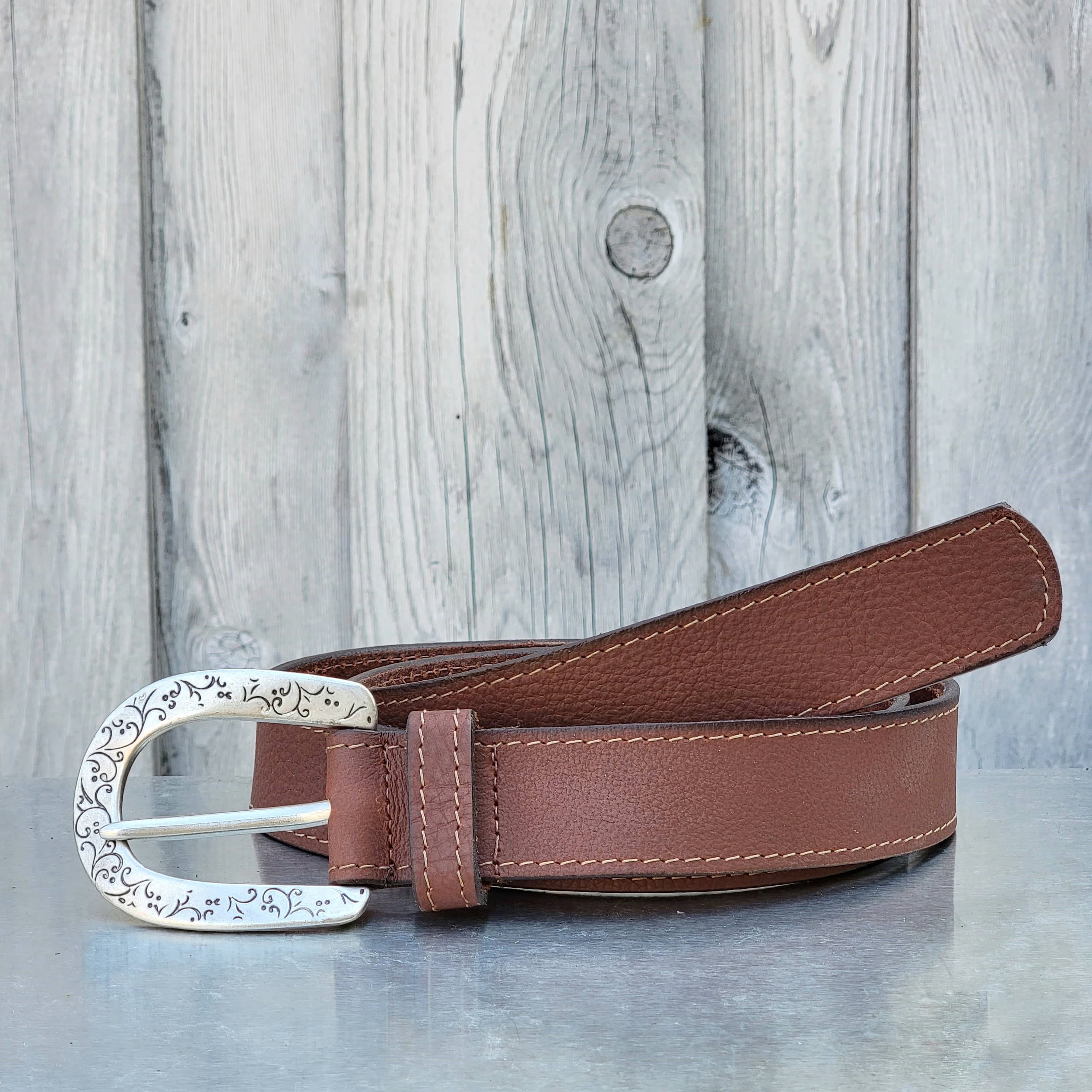 Ceinture Jolene - Western en cuir pleine fleur, fabriquée au Canada 4