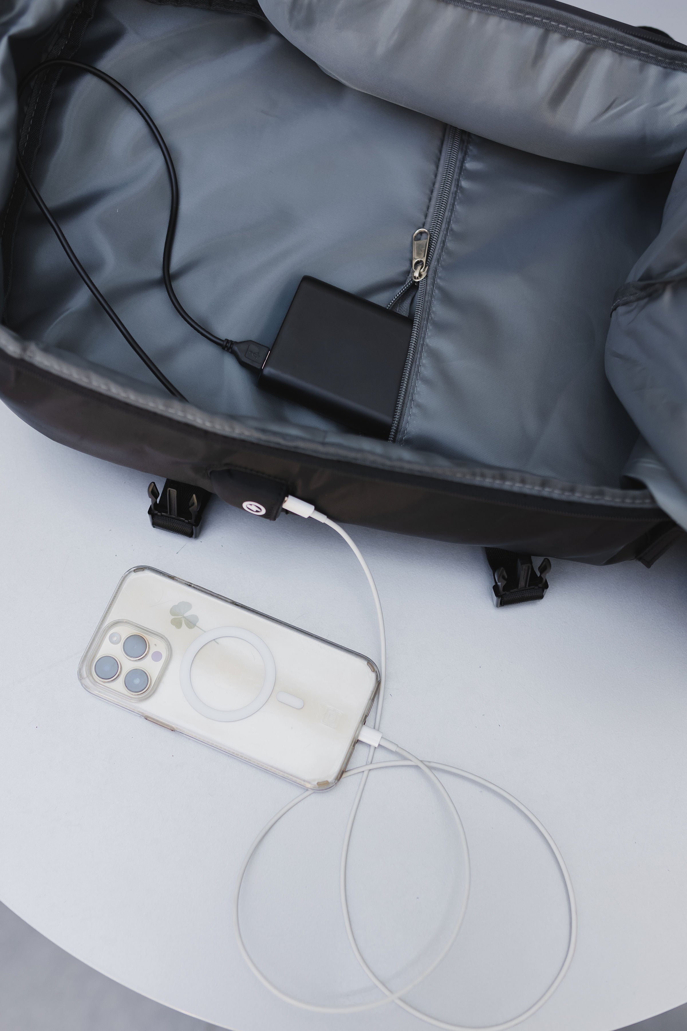Bãre Travel Backpack 13