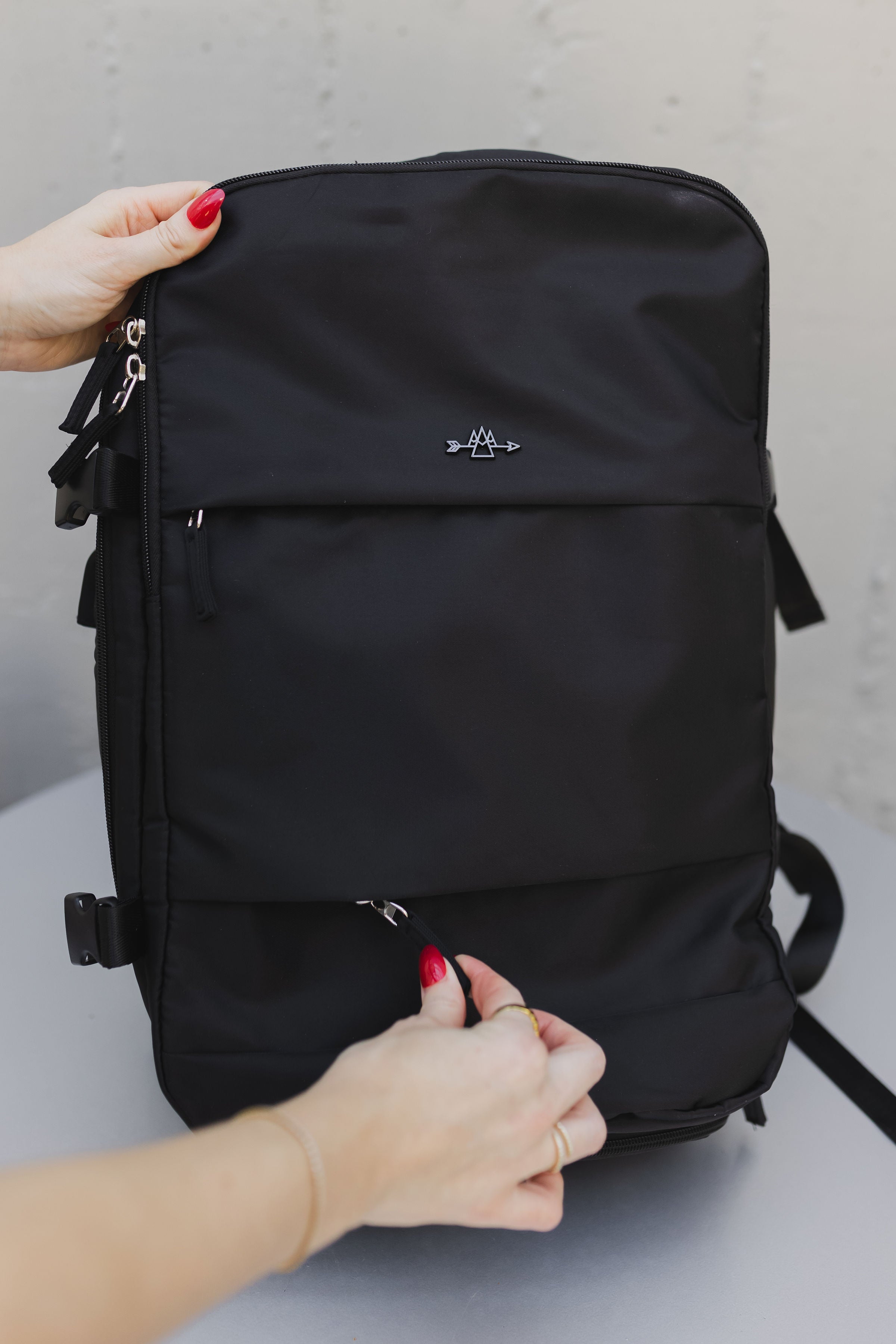 Bãre Travel Backpack 10