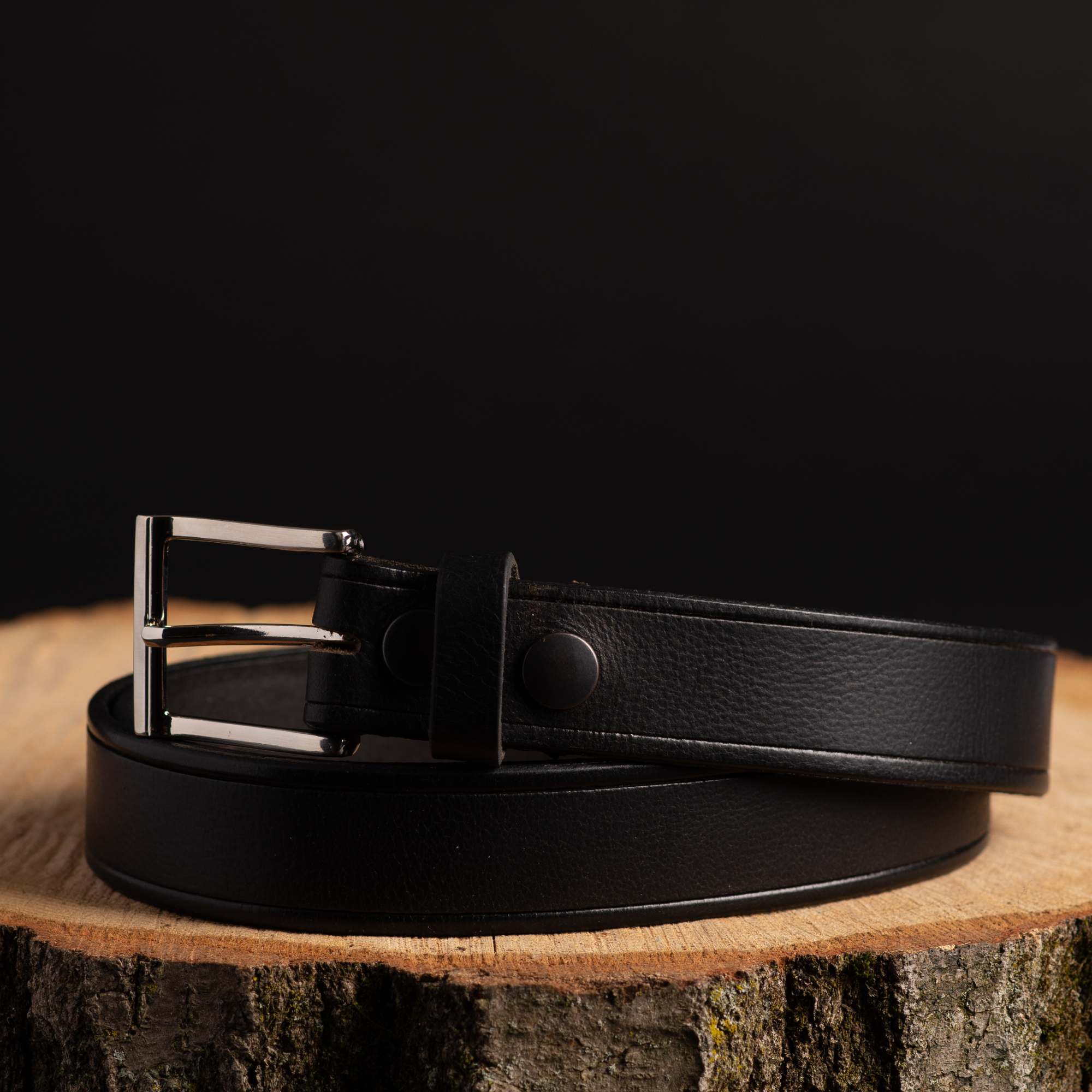 The Obelisk Belt - Black Edge Pipe Full-Grain Leather Belt 6