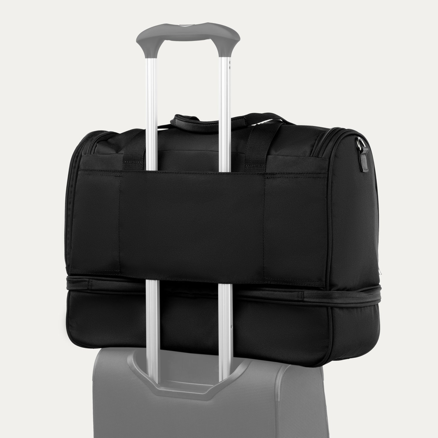 Travelpro Maxlite® 5 Drop-Bottom Weekender 17