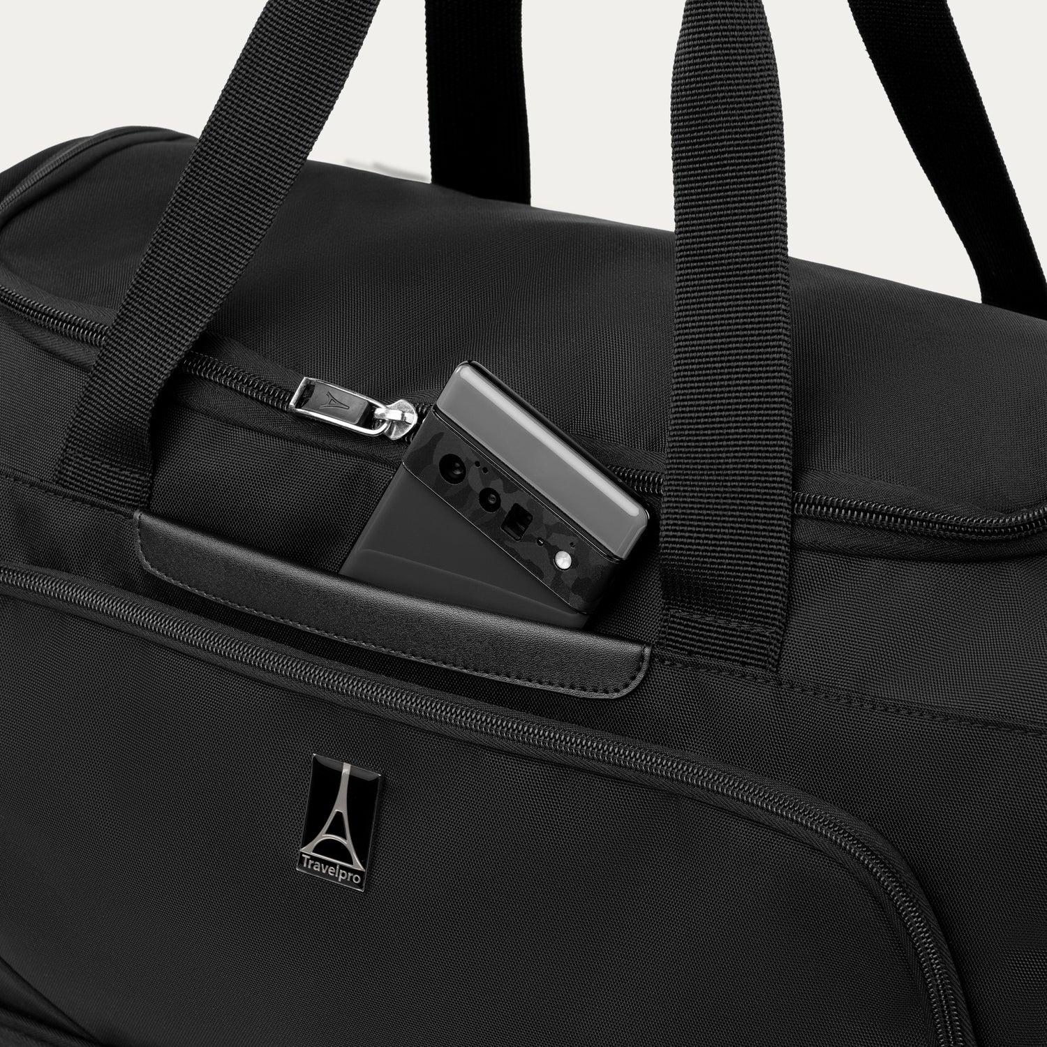 Travelpro Maxlite® 5 Drop-Bottom Weekender 15