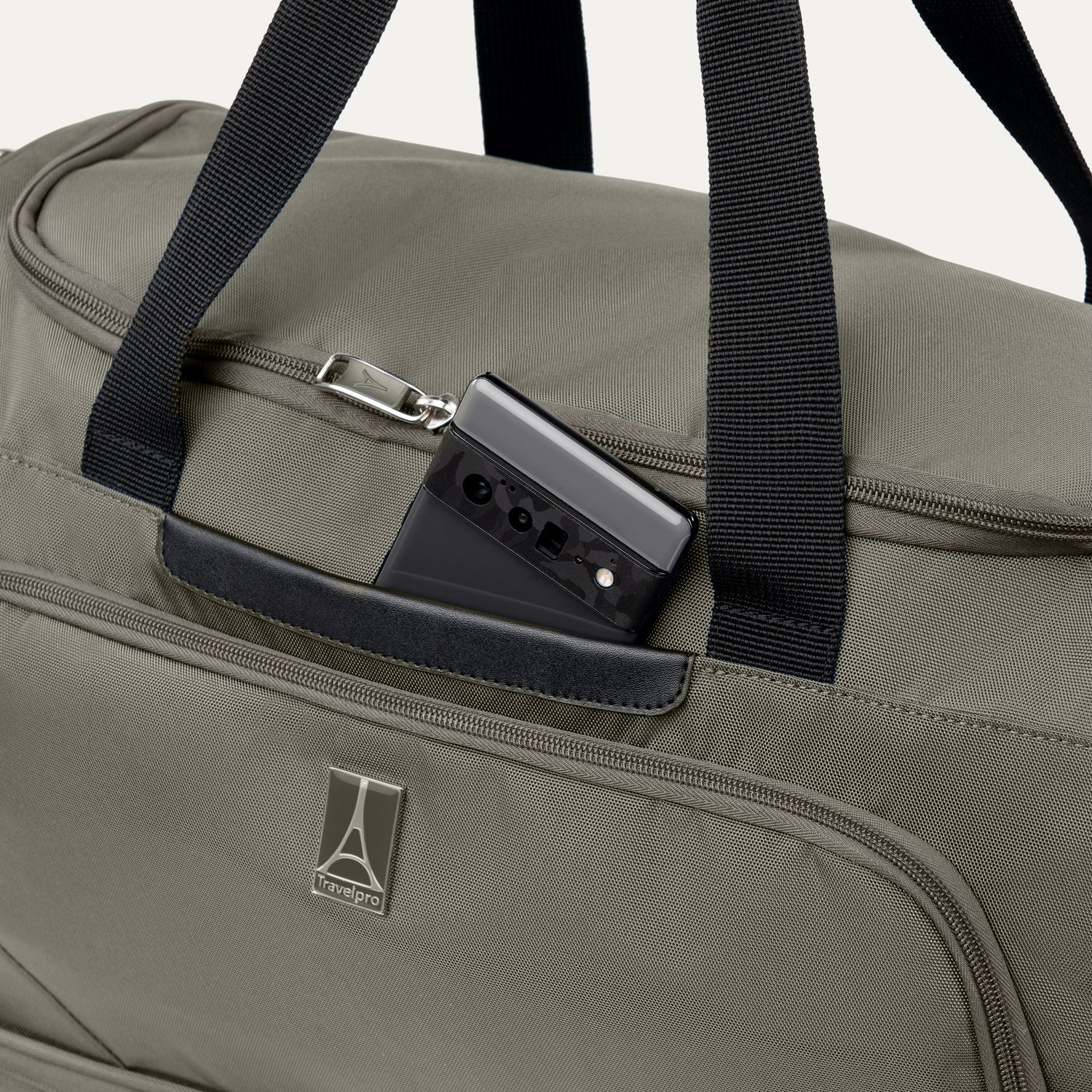 Travelpro Maxlite® 5 Drop-Bottom Weekender 19