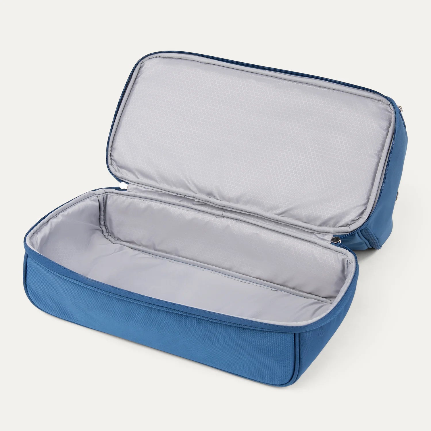 Travelpro Maxlite® 5 Drop-Bottom Weekender 10