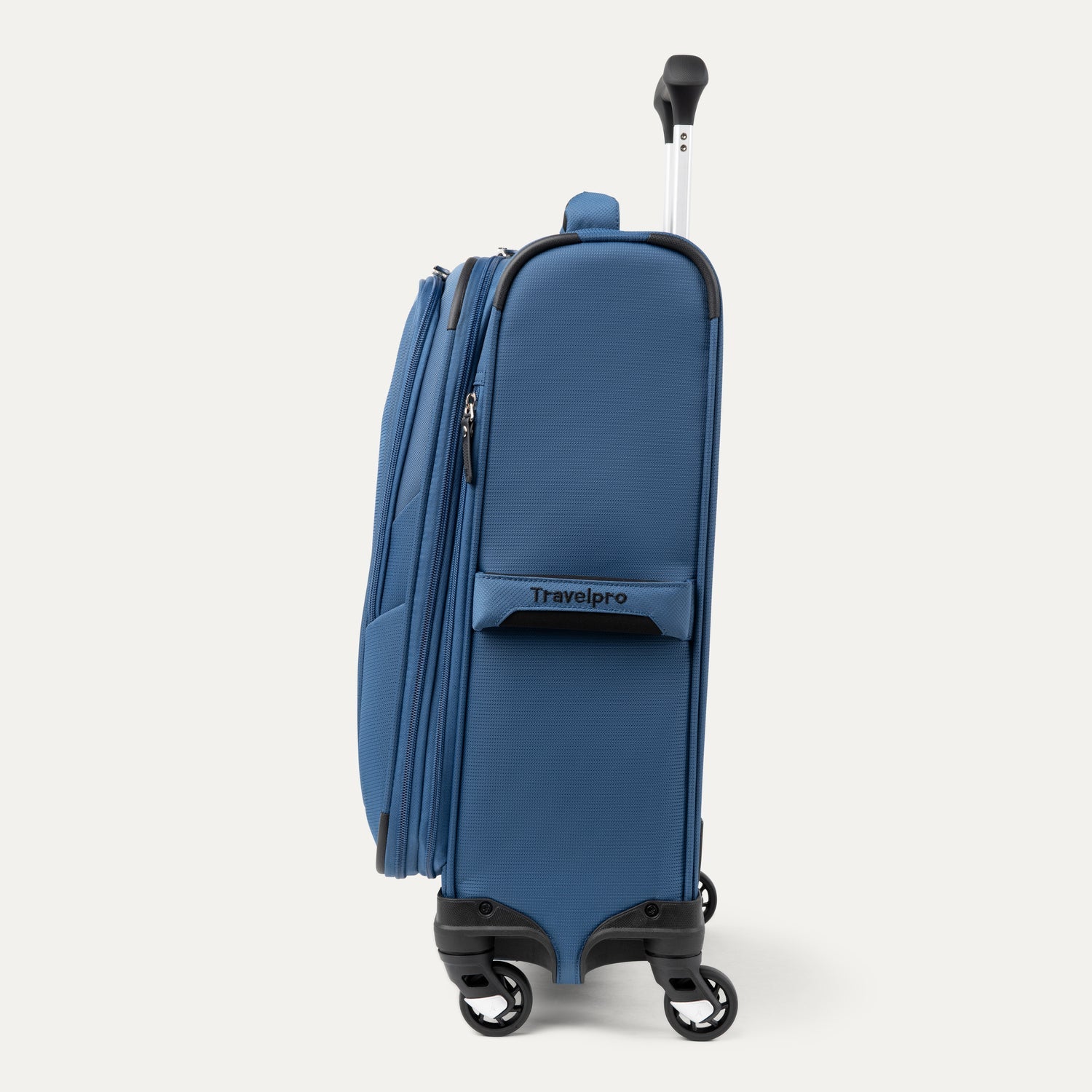 Travelpro Maxlite® 5 Compact Carry-On Expandable Spinner 14