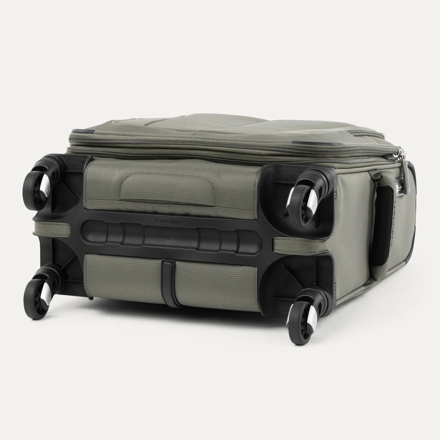 Travelpro Maxlite® 5 19" International Carry-On Expandable Spinner 13