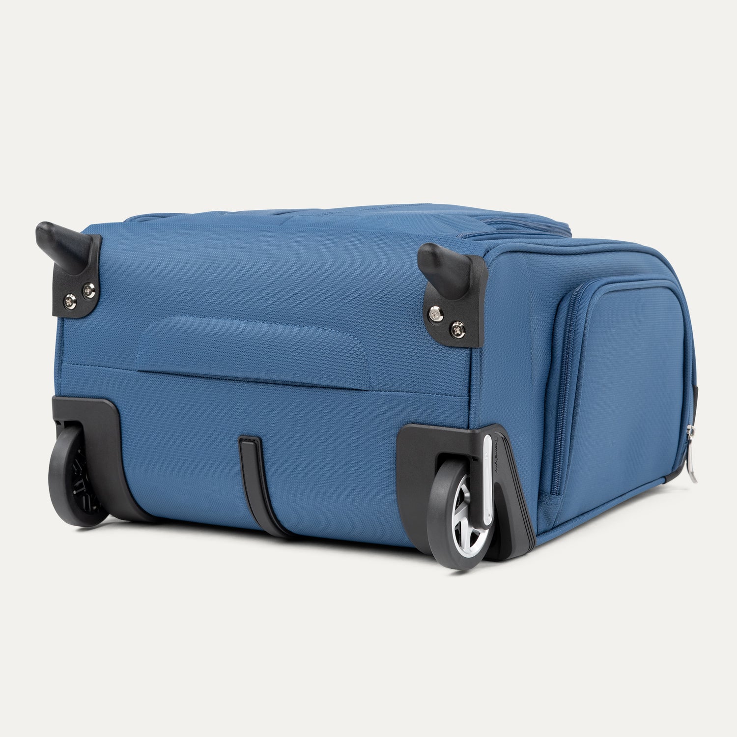 Travelpro Maxlite® 5 Rolling Underseat Bag 22