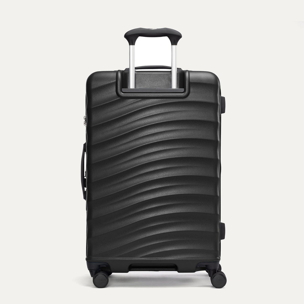 Travelpro Maxlite® Air V2 Medium Check-In Hardside Spinner 17