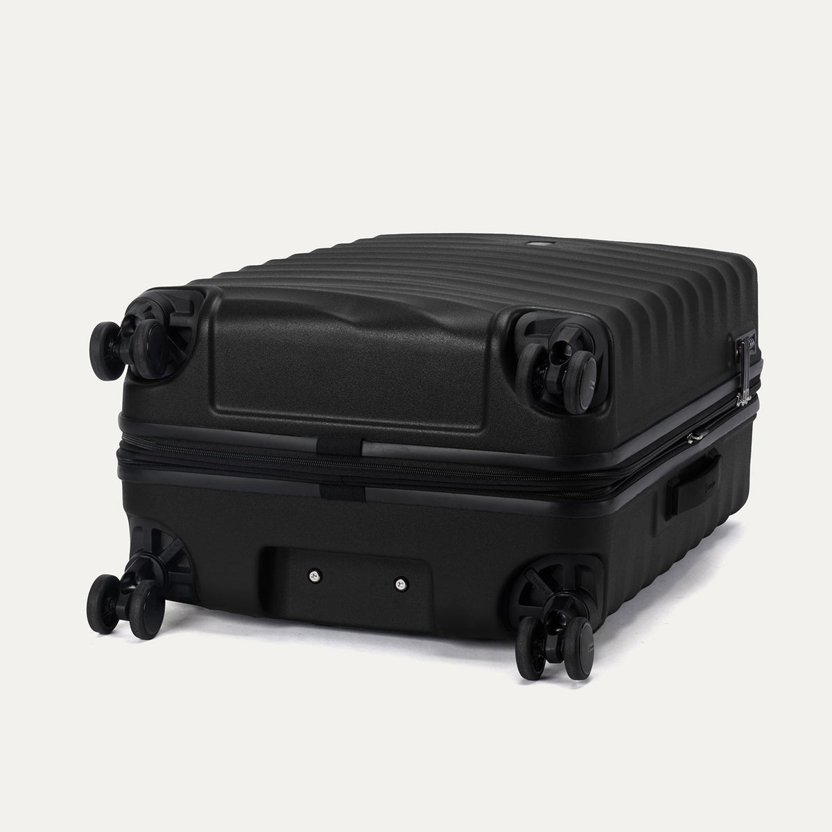 Travelpro Maxlite® Air V2 Medium Check-In Hardside Spinner 19