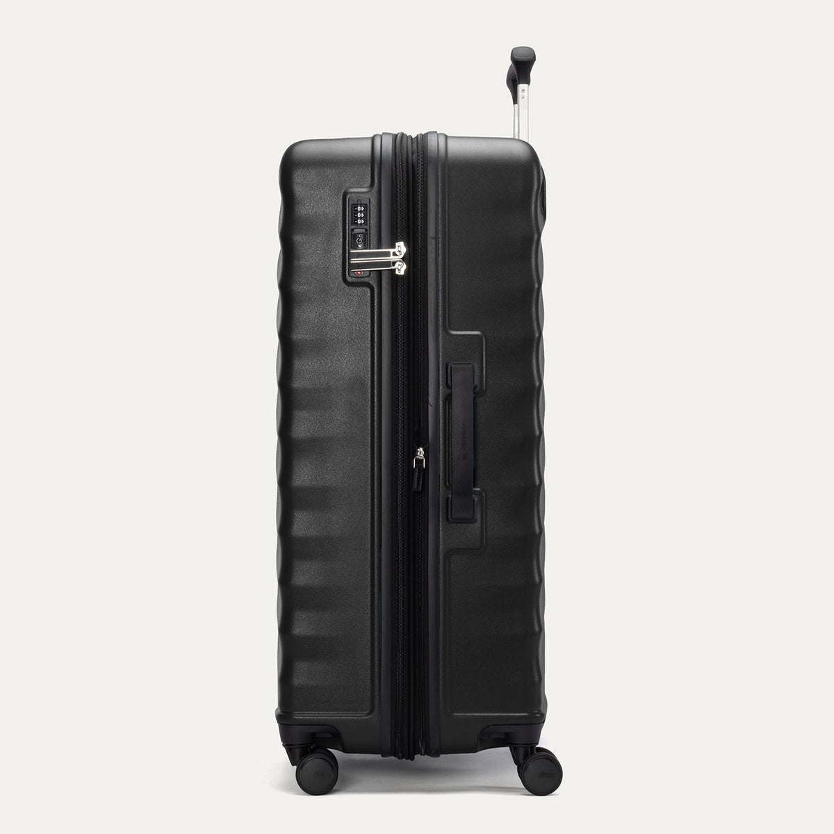 Travelpro Maxlite® Air V2 Large Check-In Hardside Spinner 4