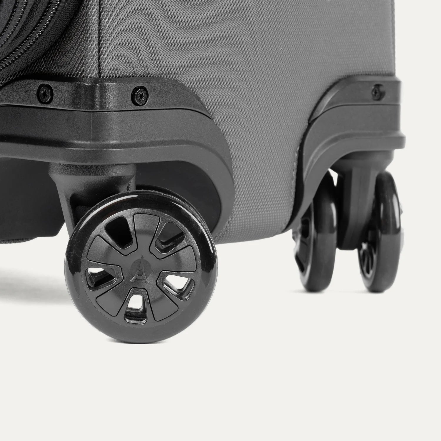 Travelpro Crew™ Classic Carry-On Expandable Spinner 15