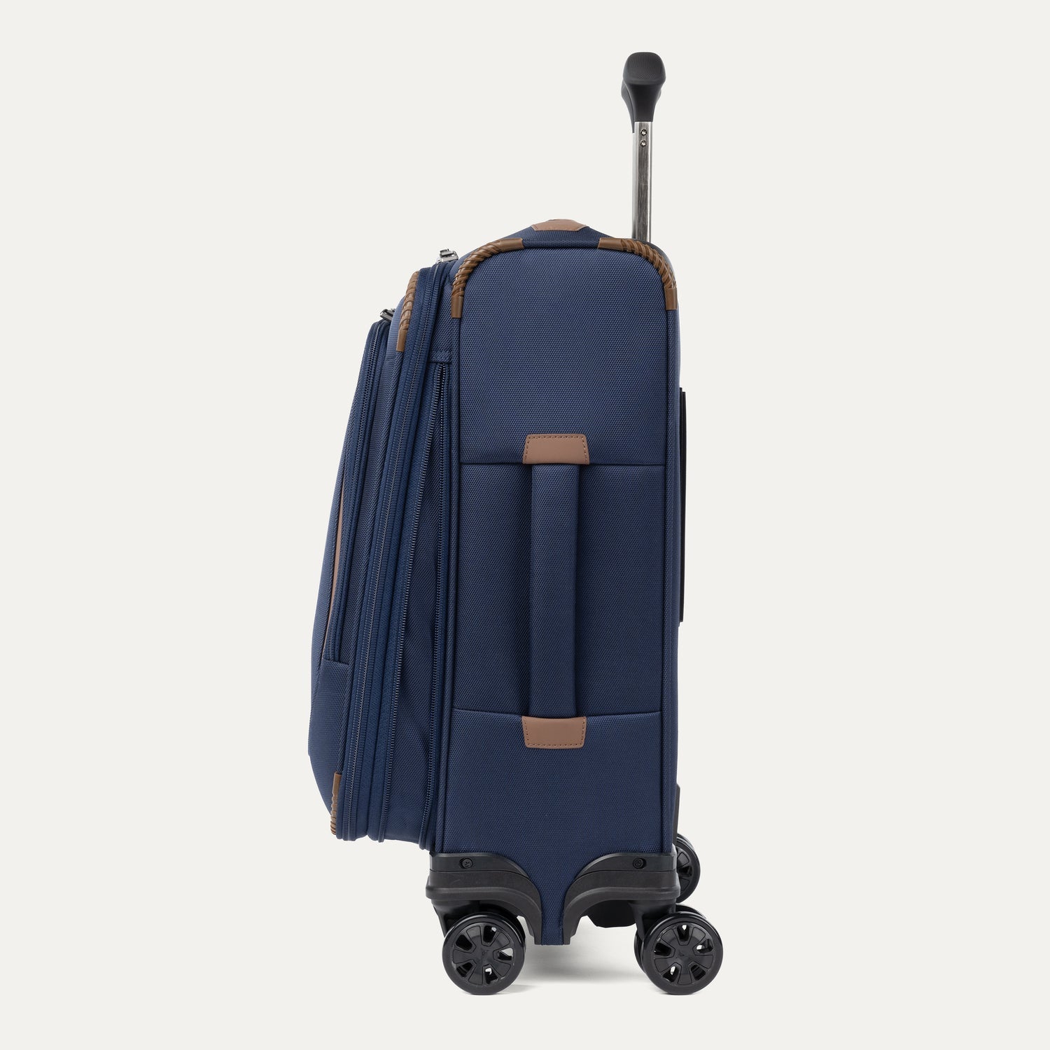 Travelpro Crew™ Classic Compact Carry-On Expandable Spinner 17