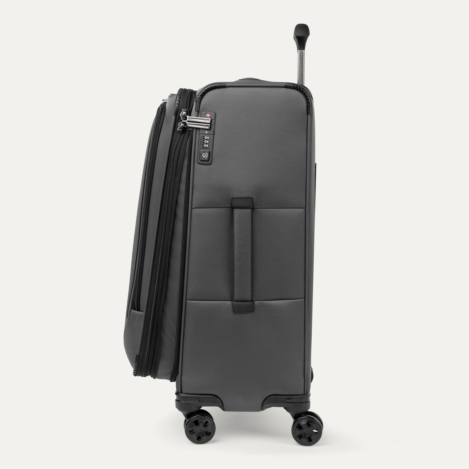Travelpro Crew™ Classic Medium Check-in Expandable Spinner 13