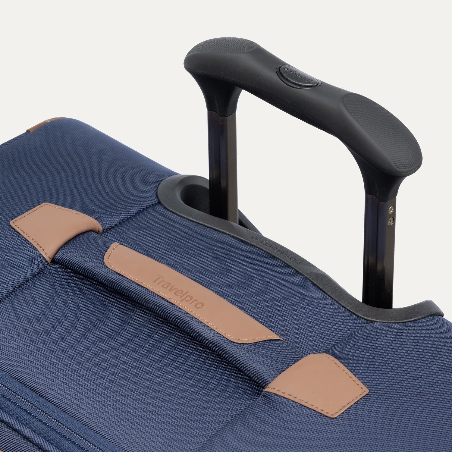 Travelpro Crew™ Classic Medium Check-in Expandable Spinner 27