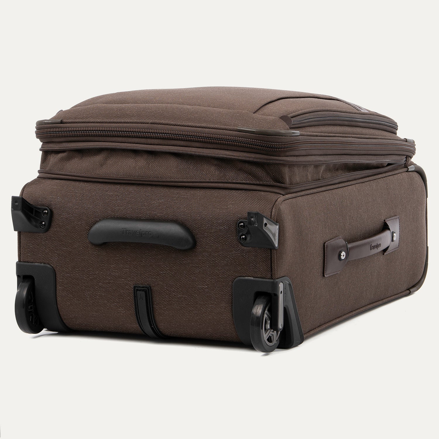 Travelpro Platinum® Elite 22” Expandable Carry-On Rollaboard 16