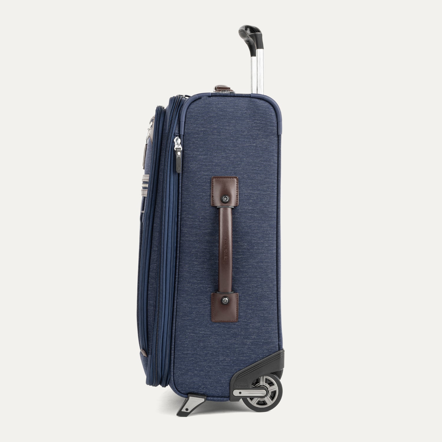 Travelpro Platinum® Elite 22” Expandable Carry-On Rollaboard 32