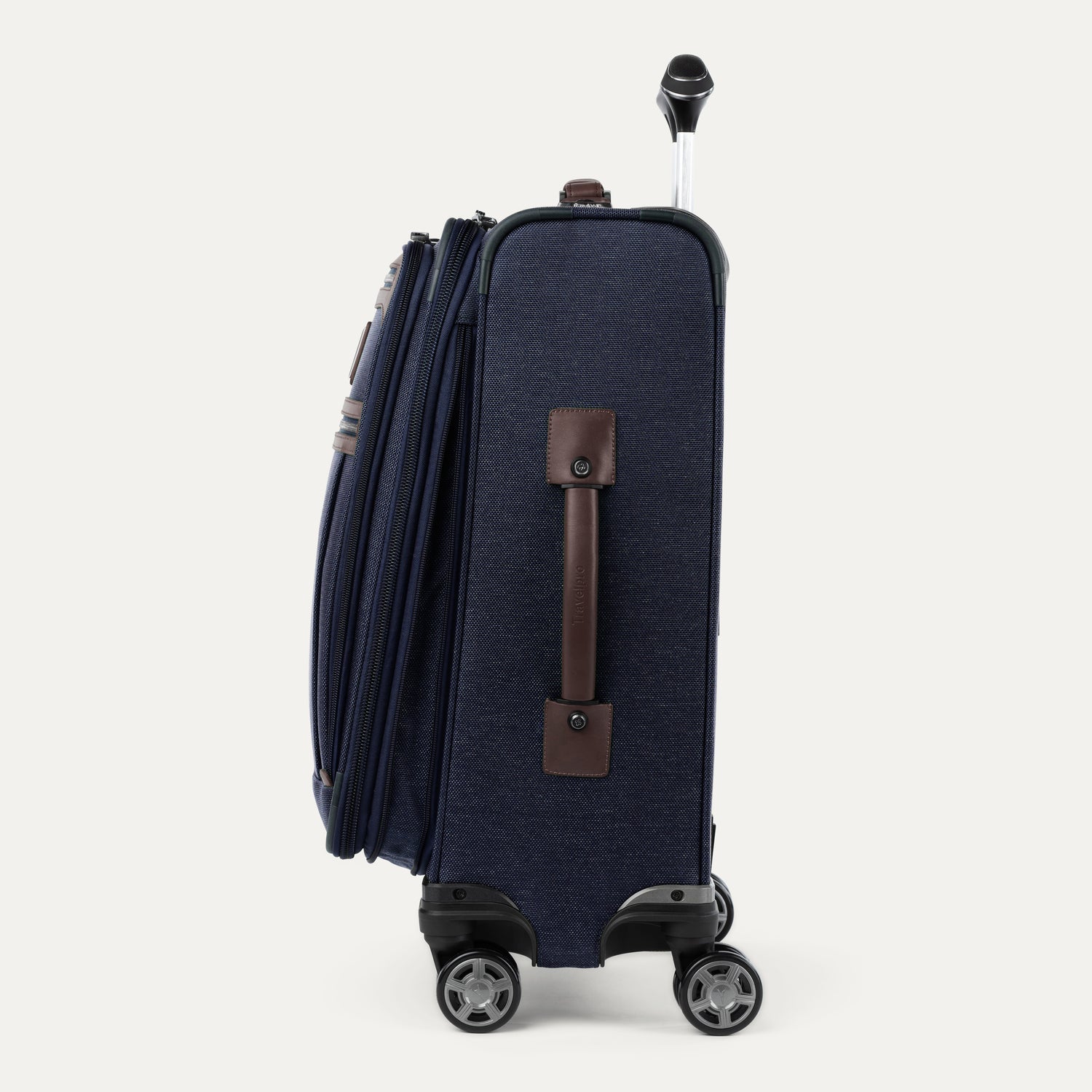 Travelpro Platinum® Elite 21” Expandable Carry-On Spinner 39