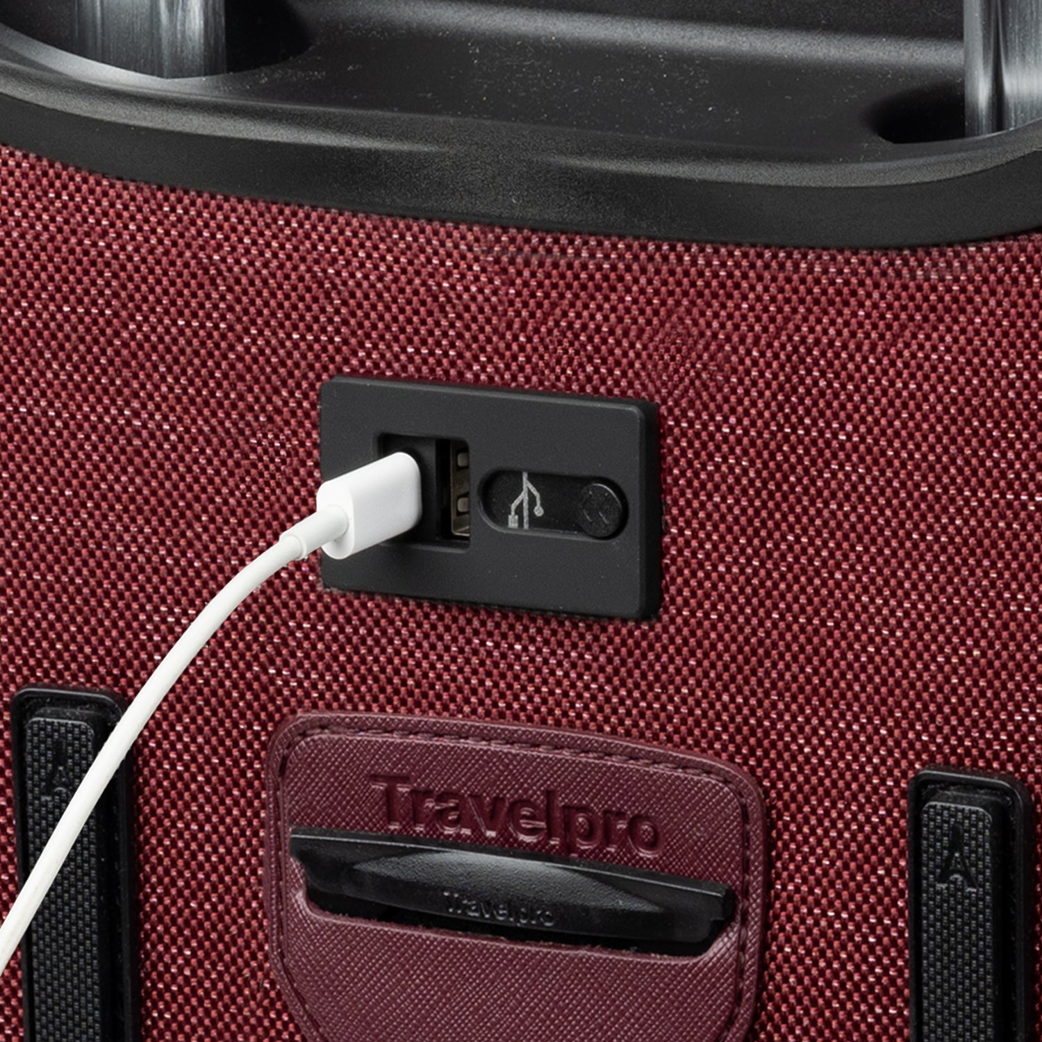 Travelpro Platinum® Elite International Expandable Carry-On Spinner 7