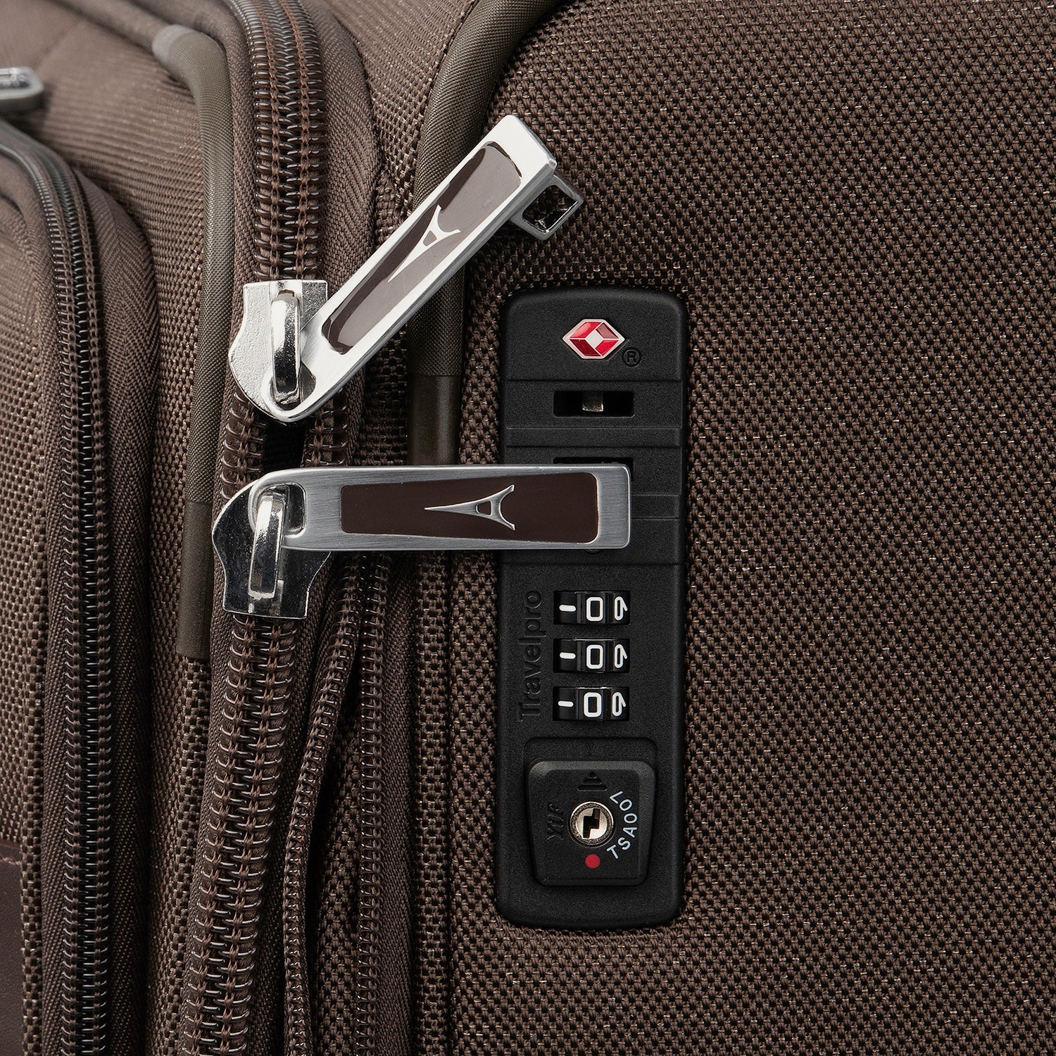 Travelpro Platinum® Elite 29” Expandable Spinner 19