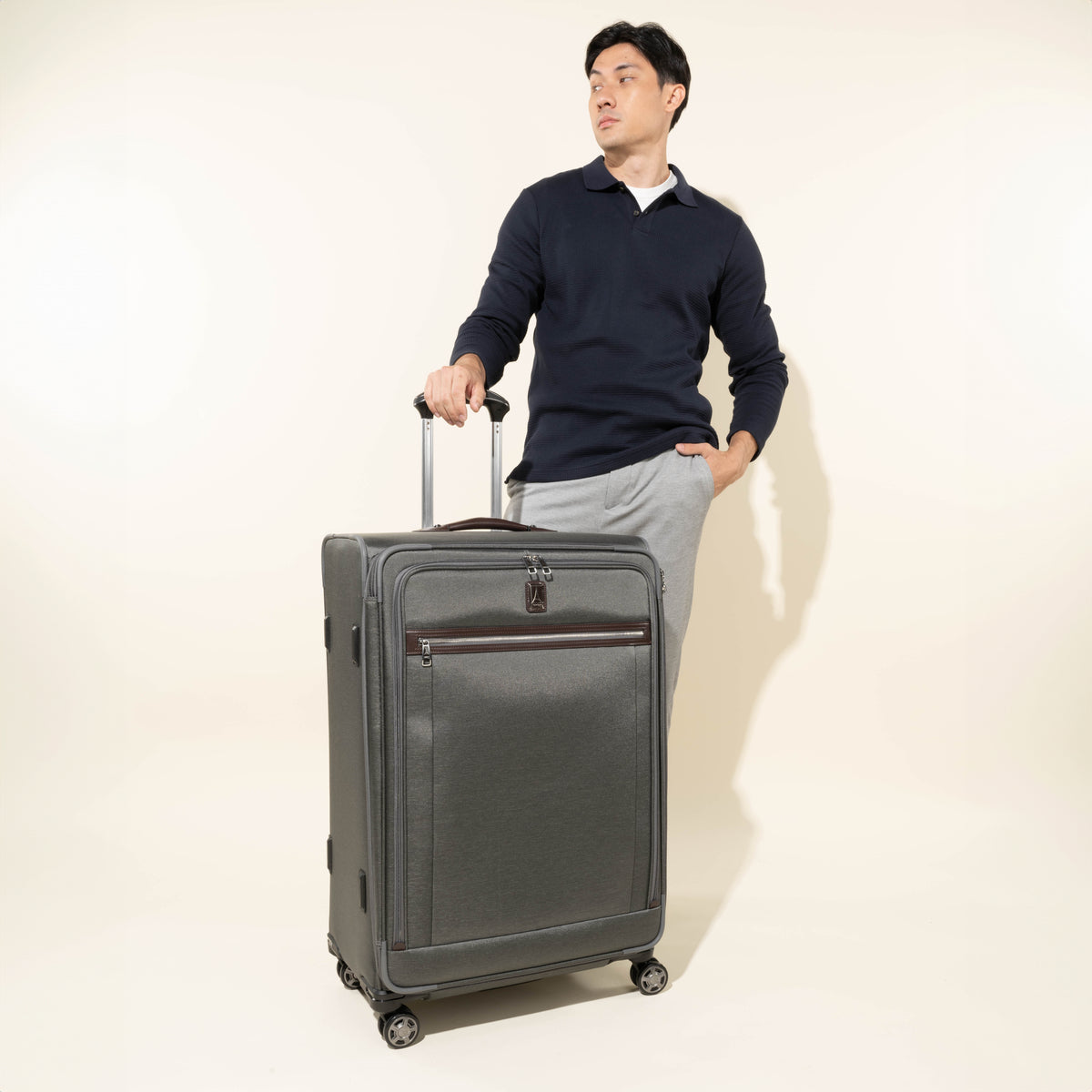 Travelpro Platinum® Elite 29” Expandable Spinner 40