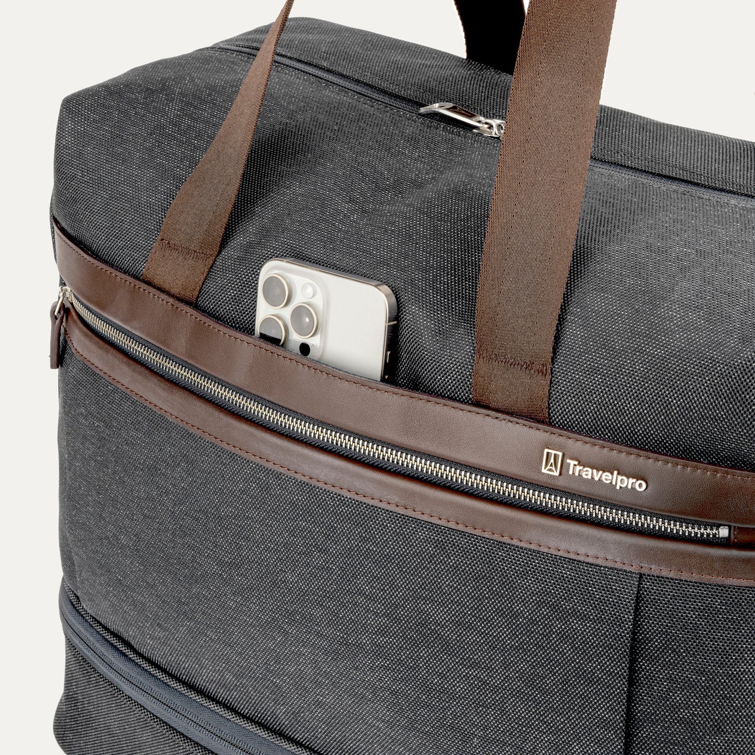 Travelpro Platinum® Elite Drop-Bottom Weekender 15