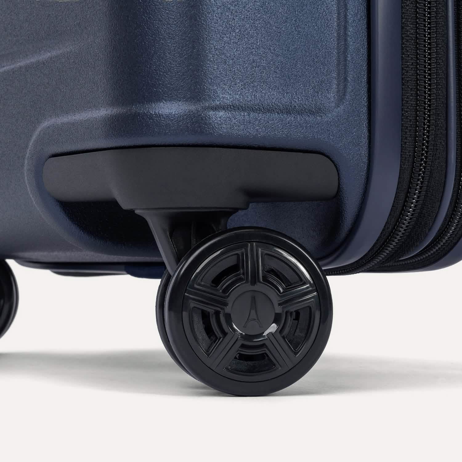 Travelpro Platinum® Elite Slim Carry-On Hardside Spinner 41