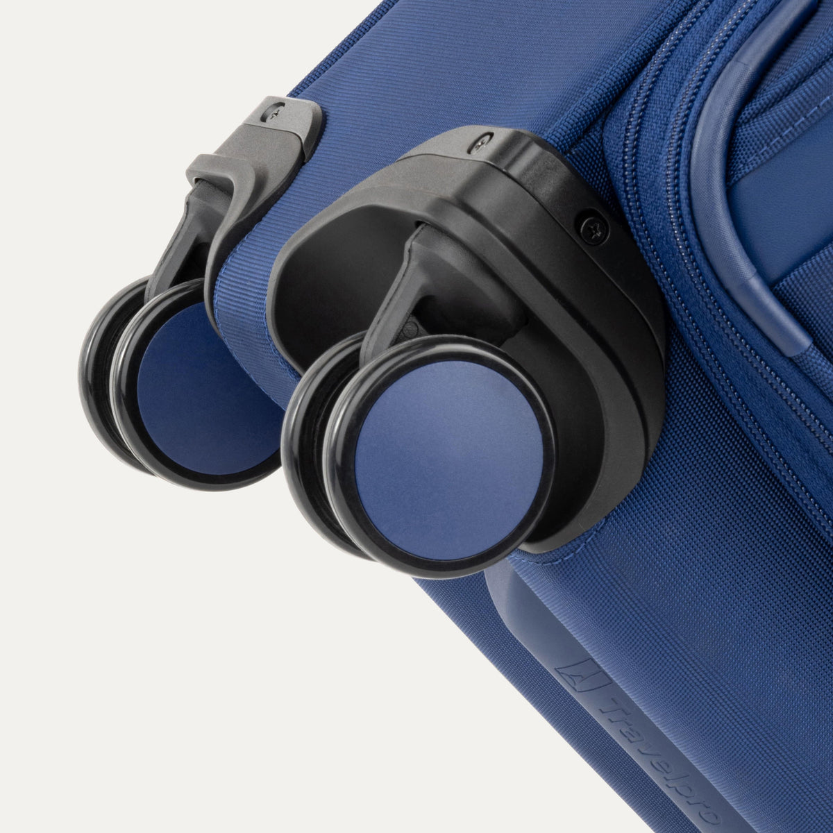 Travelpro VersaPack®+ Carry-On Expandable Spinner 23