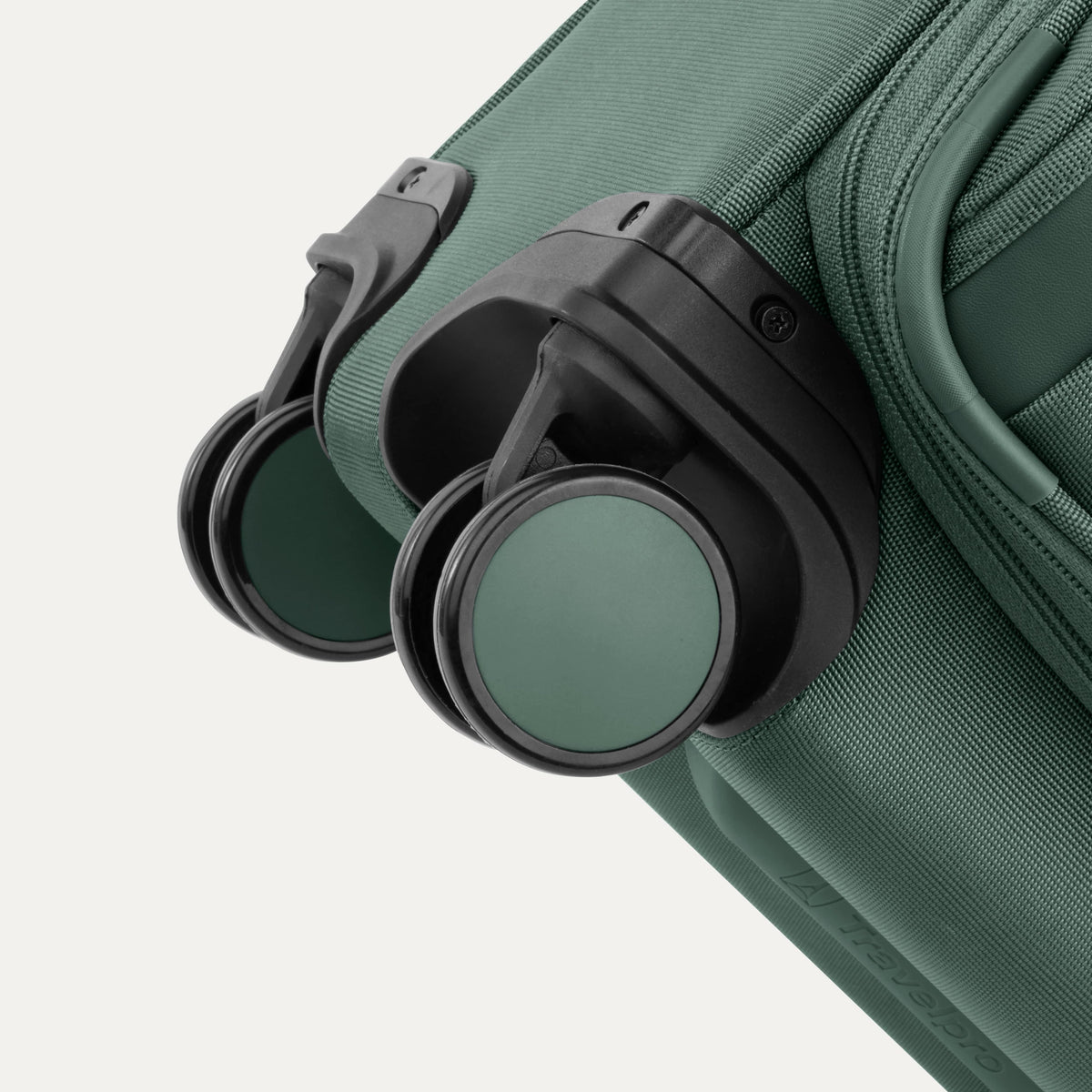 Travelpro VersaPack®+ Carry-On Expandable Spinner 17
