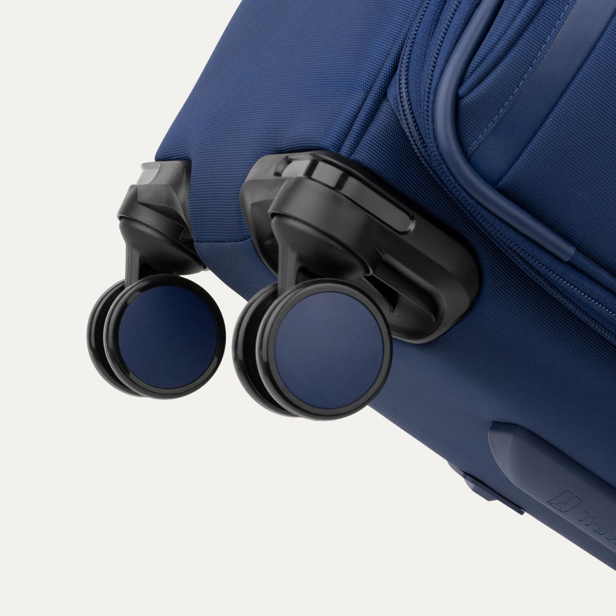 Travelpro VersaPack®+ Medium Check-In Expandable Spinner 14