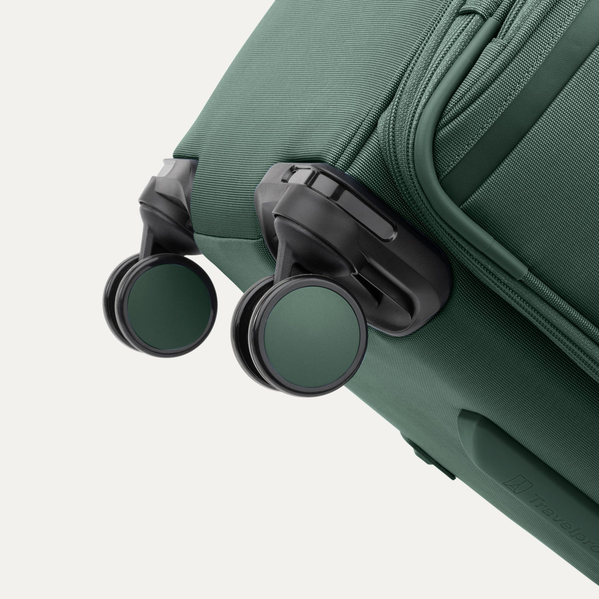 Travelpro VersaPack®+ Large Check-In Expandable Spinner 7