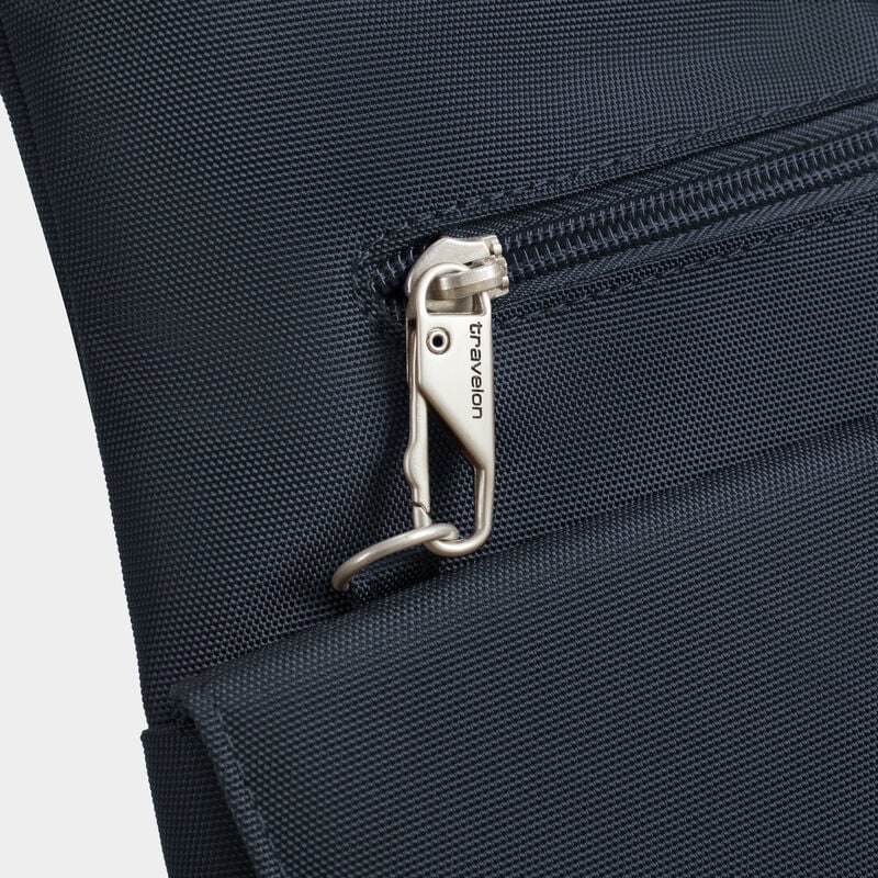 Travelon Anti-Theft Classic Crossbody 33