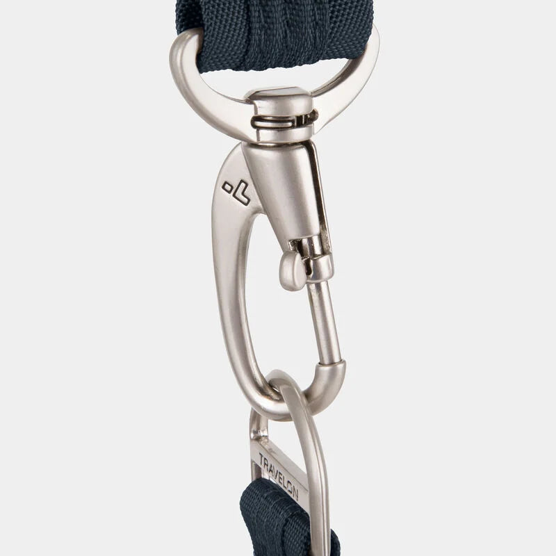 Travelon Anti-Theft Classic Essential Messenger 4