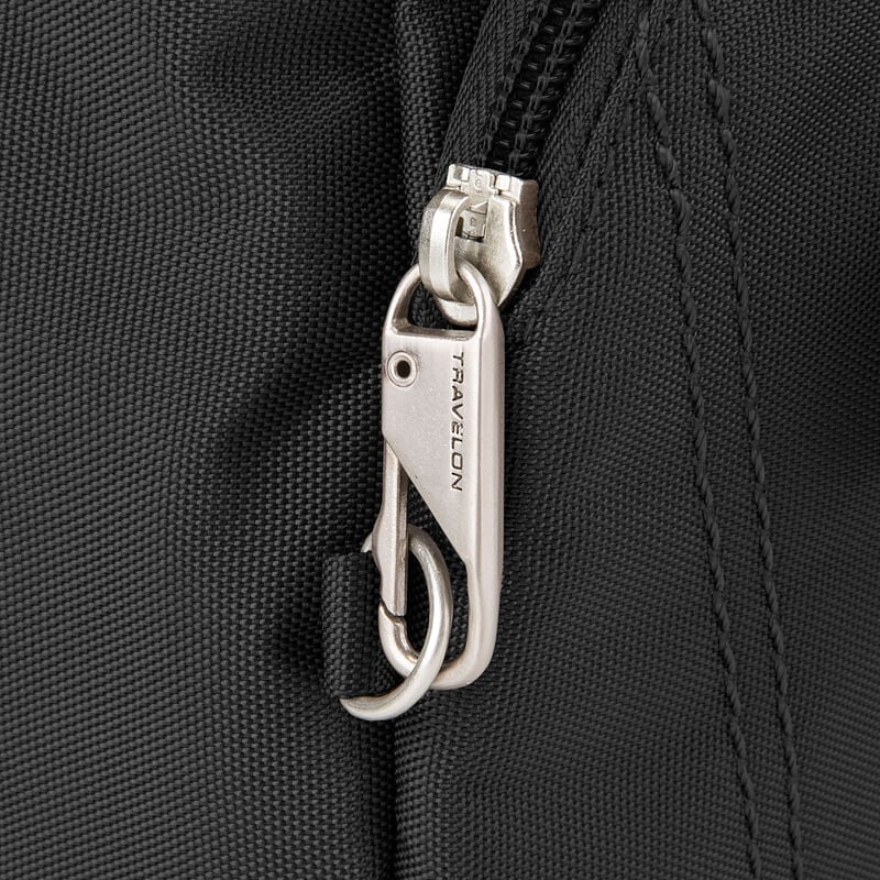 Travelon Anti-Theft Classic Essential Messenger 11