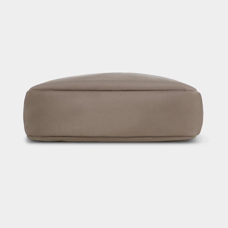Travelon Anti-Theft Classic Essential Messenger 33