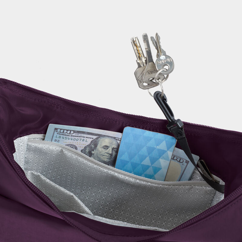 Travelon Runways Anti-Theft Medium Crossbody 71