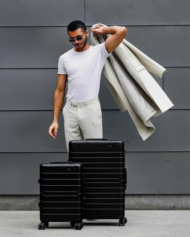 NOBL Check-in : Aluminum 28" 8