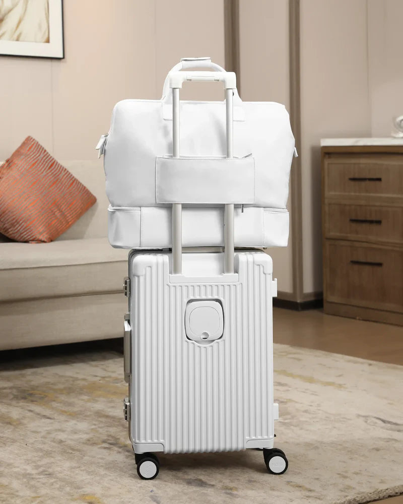 NOBL Weekender Bag 17