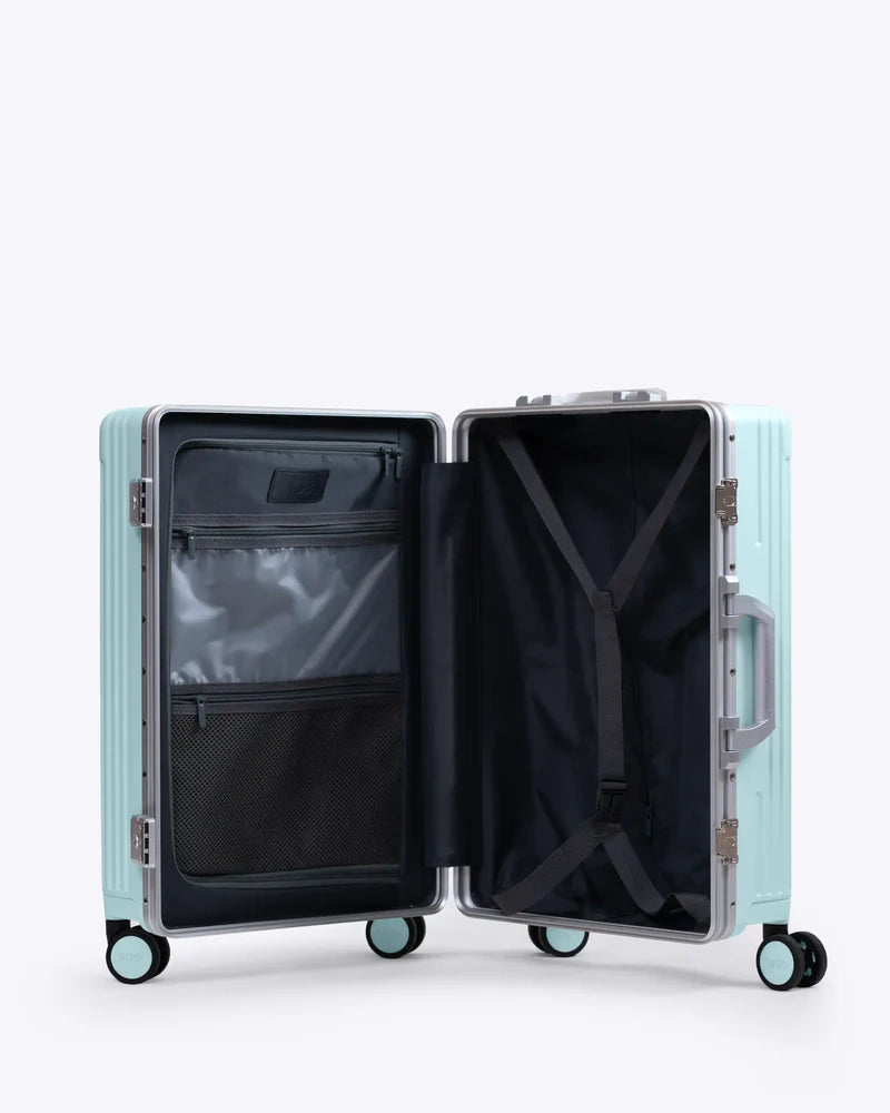 NOBL All-in-One Carry-on 94
