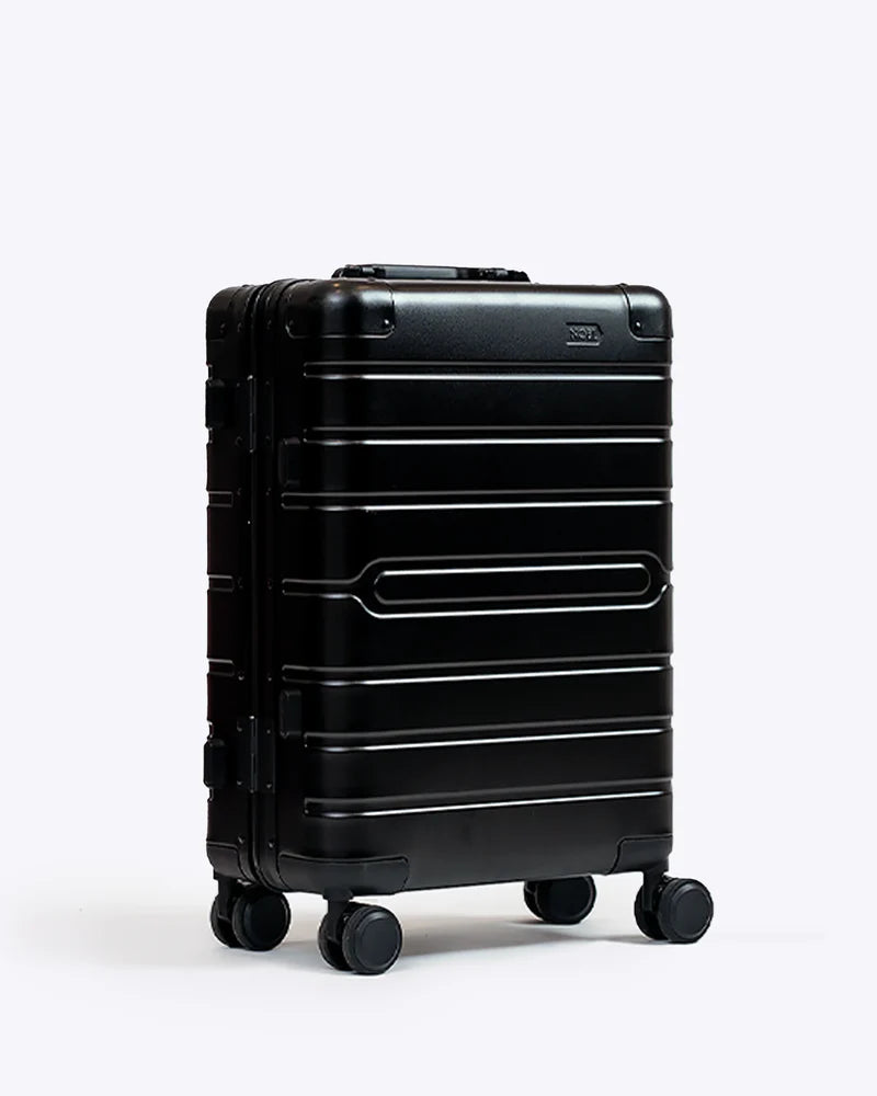 NOBL Carry-on : Aluminum 9