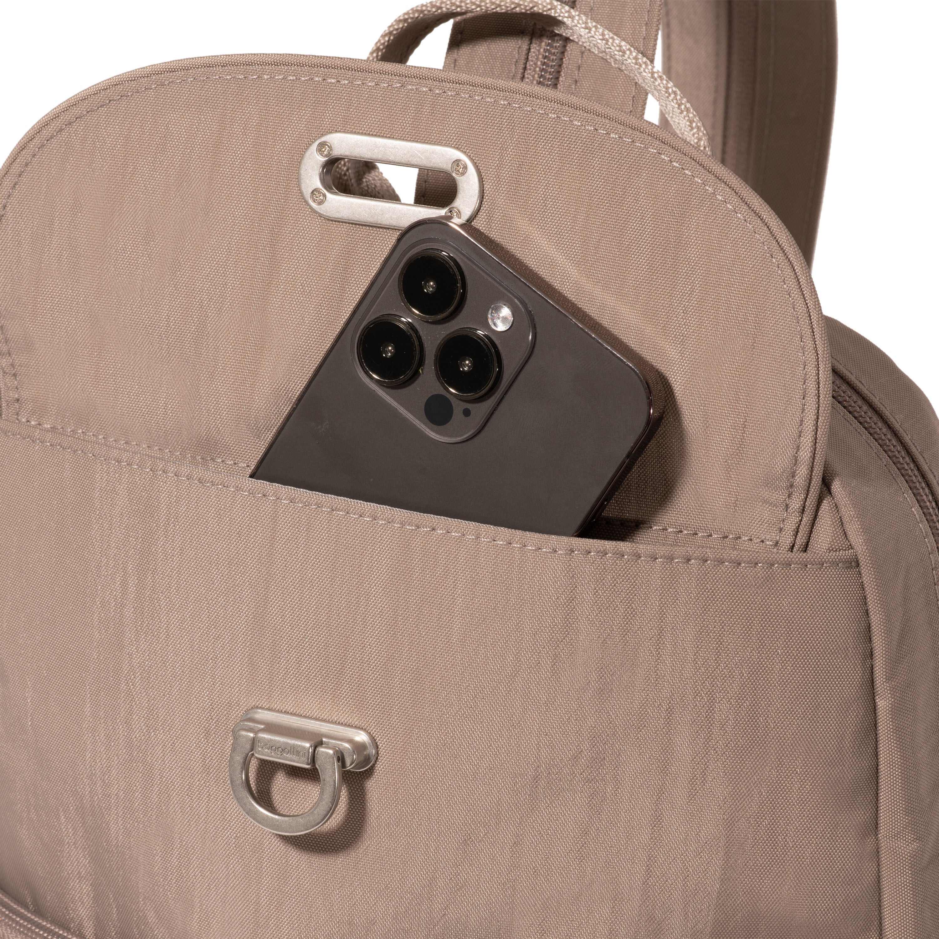 Coastal Flip Lock Day Pack 8