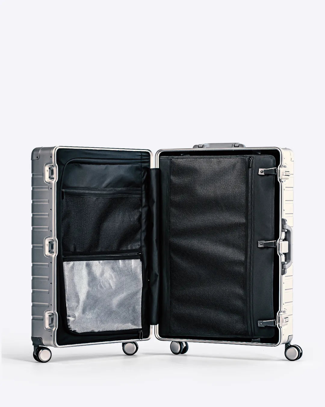 NOBL Check-in : Aluminum 28" 7