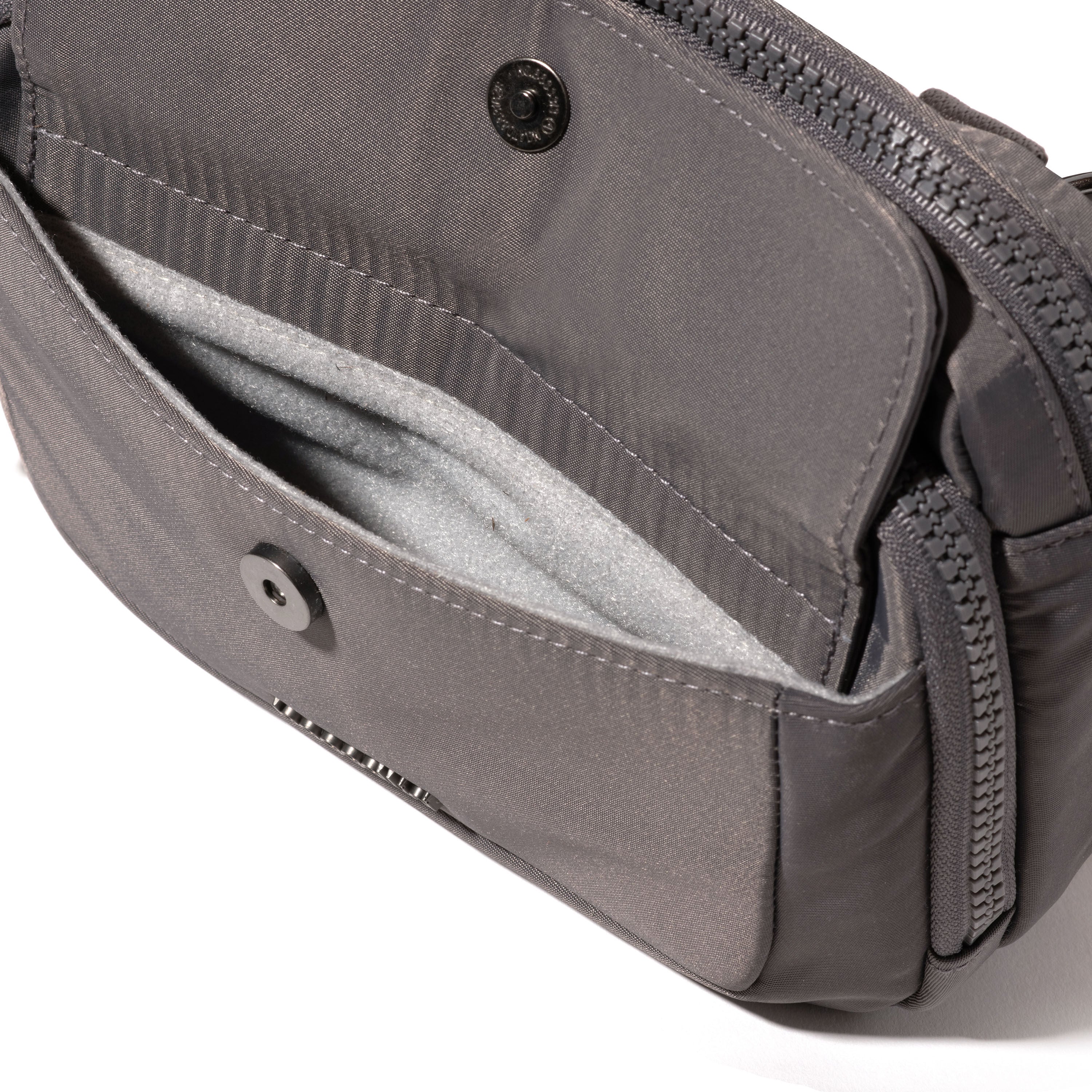 Baggallini Modern Everywhere Double Zip Crossbody 8