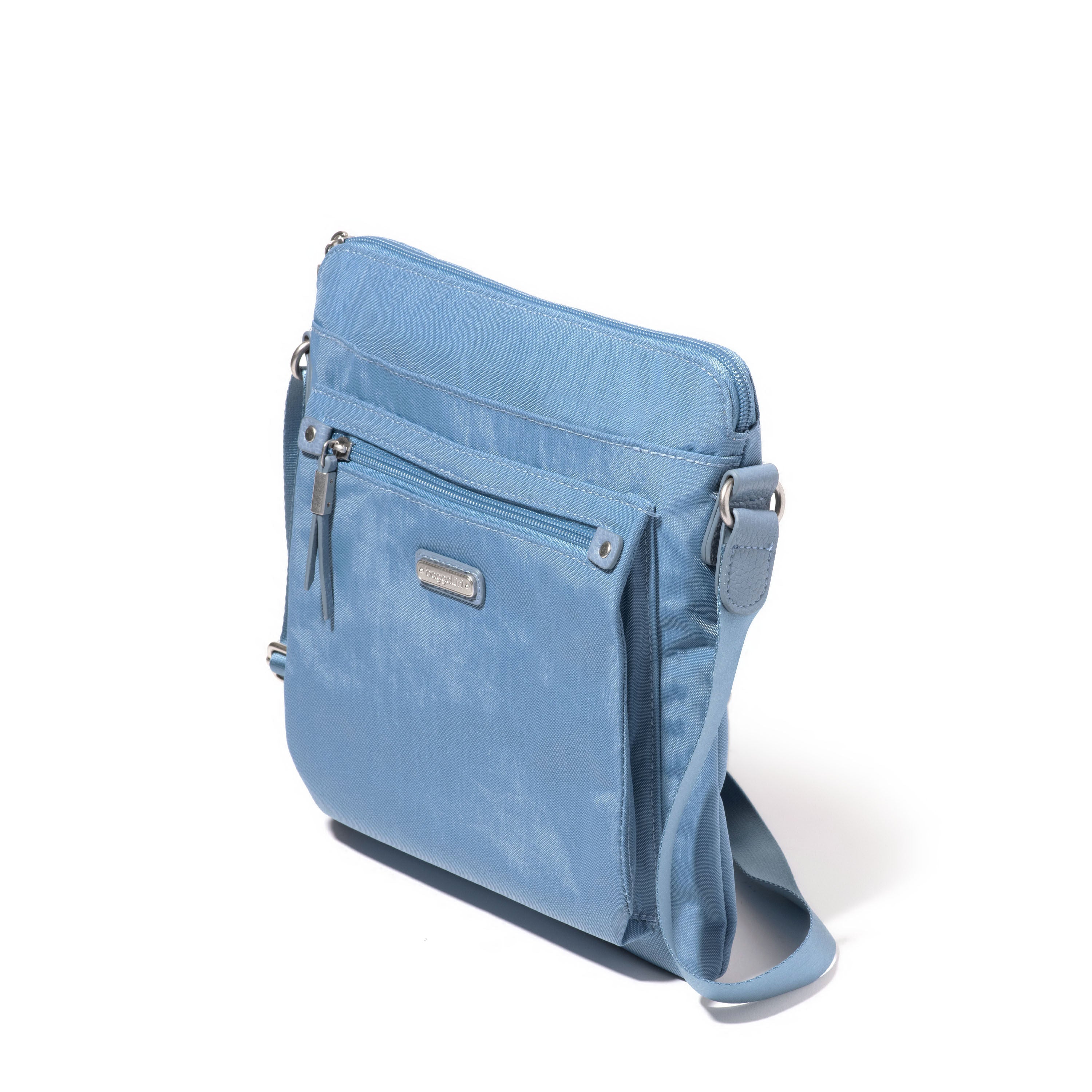 True Classic Go Bagg with RFID Wristlet 21