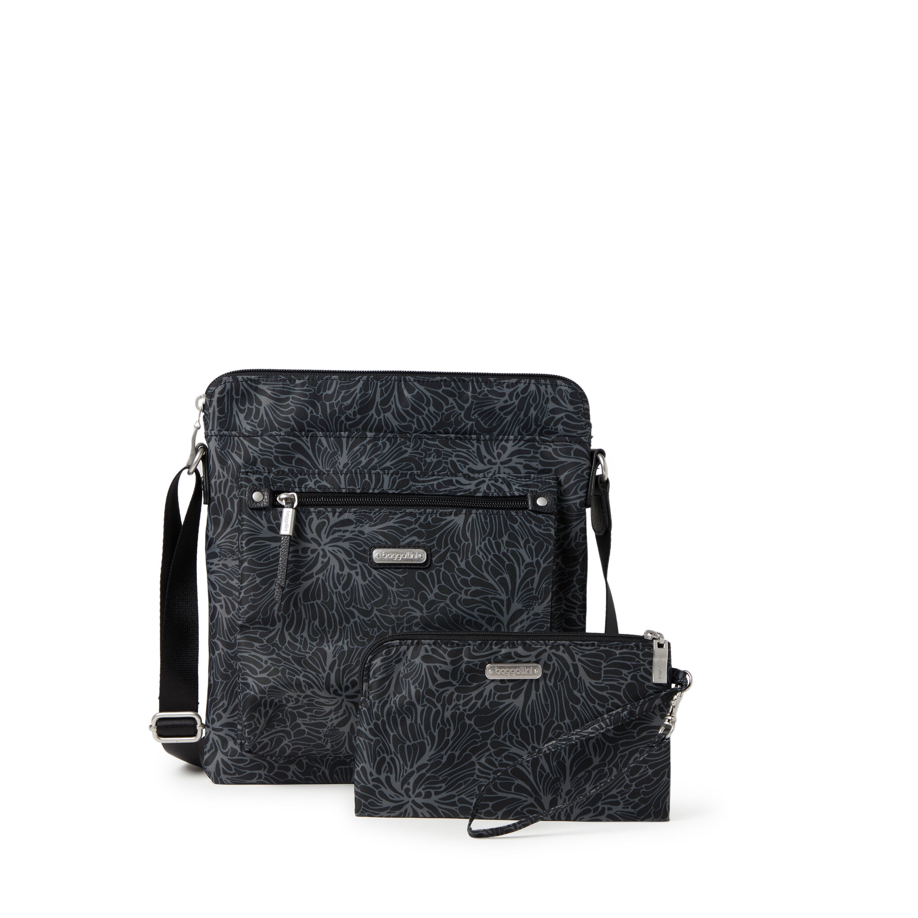 True Classic Go Bagg with RFID Wristlet 4
