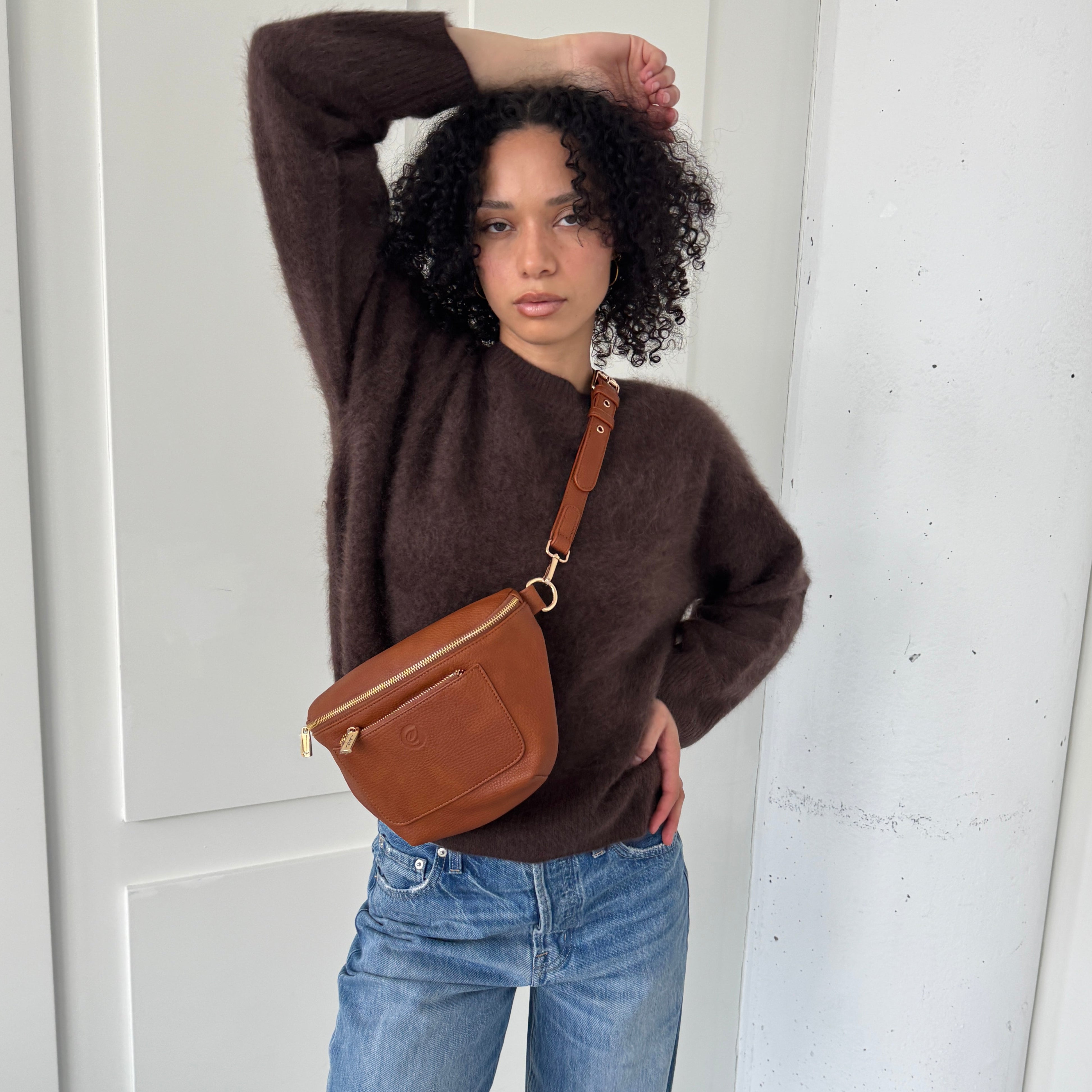 Ellis Fanny Pack W25 10