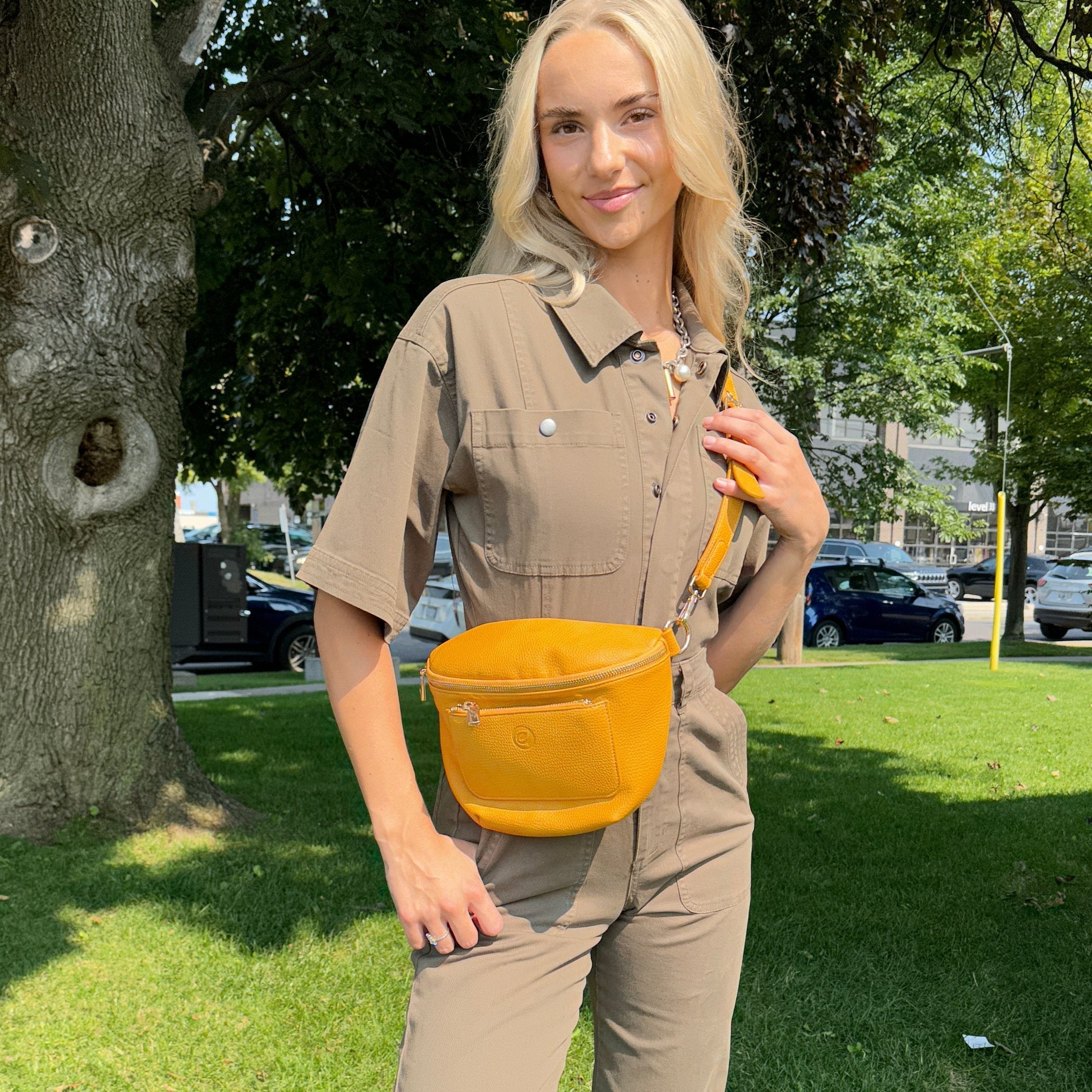Ellis Fanny Pack W25 12