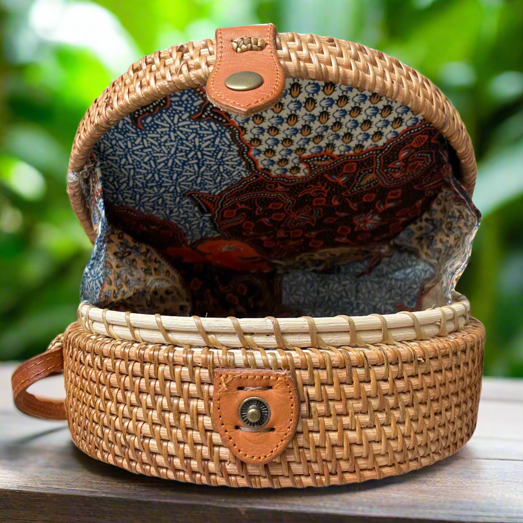 Oval Rattan Purse - Natural 3